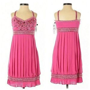 Elegant Pink Sleeveless Dress